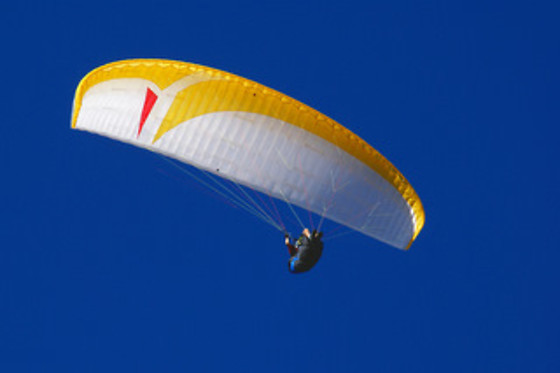 PARAPENTE VOLAR EN CASTEJÓN - photo 2