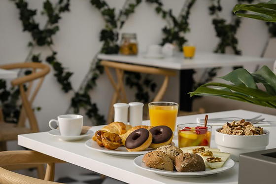 Uma noite em Suíte Júnior com pequeno-almoço para 2 em Hotel Exe Wellington**** em Figueira da Foz (Coimbra)