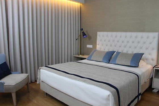 Duas noites em quarto duplo com detalhe romântico | Hotel Cinquentenário & Conference Center (Fátima)