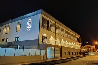Uma Noite no Villa Rey Spa Hotel para 2 | Quarto Twin c/ Pequeno-Almoço + Piscina + Spa | Vila de Rei (Castelo Branco)