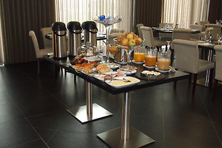 Uma Noite em Quarto Duplo/Twin com Pequeno-Almoço para 2 | Casa do Adro Hotel (Ferreira do Zêzere)