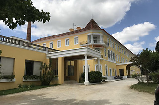 Uma noite com pequeno-almoço e refeição para 2 | Hotel Termas da Curia (Aveiro)
