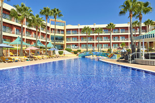 Uma noite em quarto duplo e jantar buffet | Hotel Baía Grande (Albufeira)