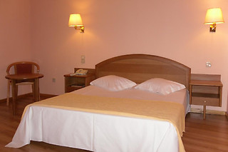 Uma noite em quarto duplo com jantar para 2 | Grande Hotel Dom Dinis (Mirandela, Bragança)