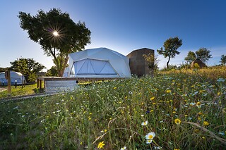 Uma noite em Tenda Glamping com pequeno-almoço e acesso ao Wellness Center no Gavião Nature Village, distrito de Portalegre | 2 Pessoas