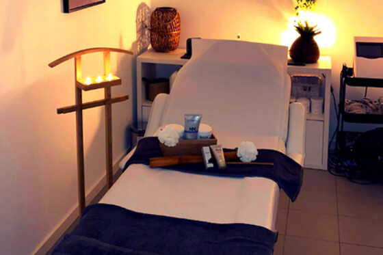 Massagem de relaxamento às costas para 2 em Unique Estética Évora (Évora)