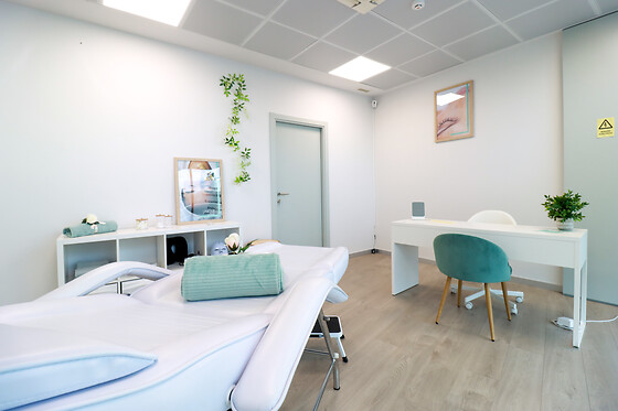 Massagem de relaxamento às costas para 2 em Unique Estética Évora (Évora)