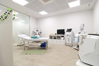 Massagem de relaxamento às costas para 2 em Unique Estética Évora (Évora)