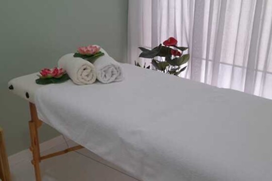 Uma sessão de drenagem linfática (pernas) para 1 | Mariana CK - Fisioterapia e Massagens (Porto)