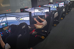 SKYLINE SIMRACING CENTER
