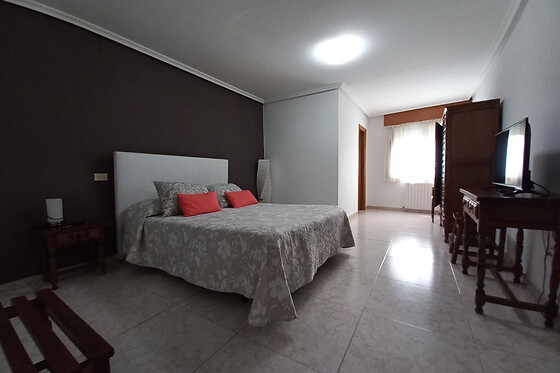 HOTEL CONDE - photo 4