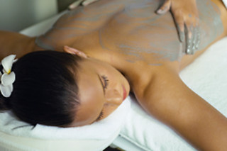 Spa/ detox: esfoliação corporal, envolvimento e massagem | Clínica Lets Smile em Miraflores