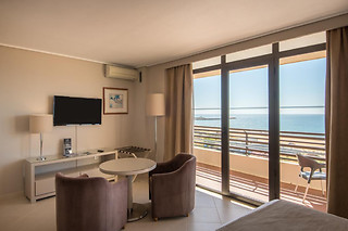 Uma noite com pequeno-almoço e acesso ao Spa para 2 | Vila Galé Ampalius (Quarteira)