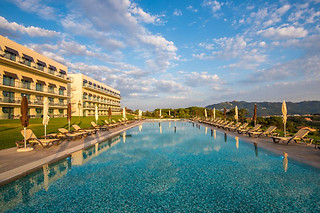 Uma noite em quarto duplo com pequeno-almoço | Vila Galé Sintra Resort Hotel & Spa (Sintra)