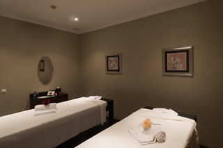 Uma noite com pequeno-almoço e acesso ao Spa para 2 | Vila Galé Porto (Porto)
