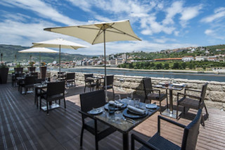 Uma noite em quarto duplo com pequeno-almoço e acesso ao Spa | Vila Galé Collection Douro (Lamego)