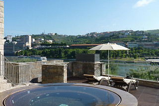 Uma noite em quarto duplo com pequeno-almoço e acesso ao Spa | Vila Galé Collection Douro (Lamego)