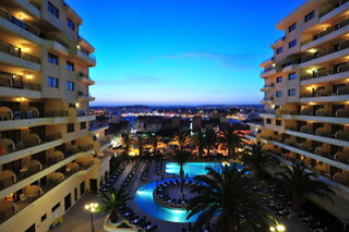 Uma noite com pequeno-almoço e acesso ao Spa para 2 | Vila Galé Marina (Vilamoura)