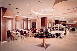 Uma noite com pequeno-almoço e acesso ao Spa para 2 | Vila Galé Marina (Vilamoura)
