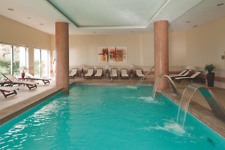 Uma noite em quarto duplo com pequeno-almoço e acesso ao Spa | Vila Galé Santa Cruz (Madeira)
