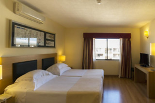 Uma noite com pequeno-almoço e acesso ao Spa para 2 | Vila Galé Marina (Vilamoura)