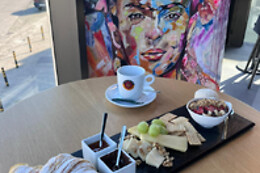 Roots Art Gallery