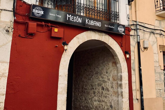MESÓN KUBANO B & B - photo 1