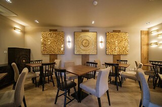 1 noite com pequeno-almoço para 2 num hotel literário | Azores Book Hotel, Açores